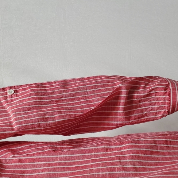 LEVURE Cold Shoulder Button down shirt M/ Red - Picture 8 of 9